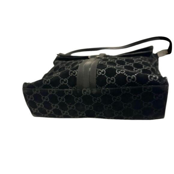 Elegant black suede gg Jackie bag with piston lock - Picture 7 of 16